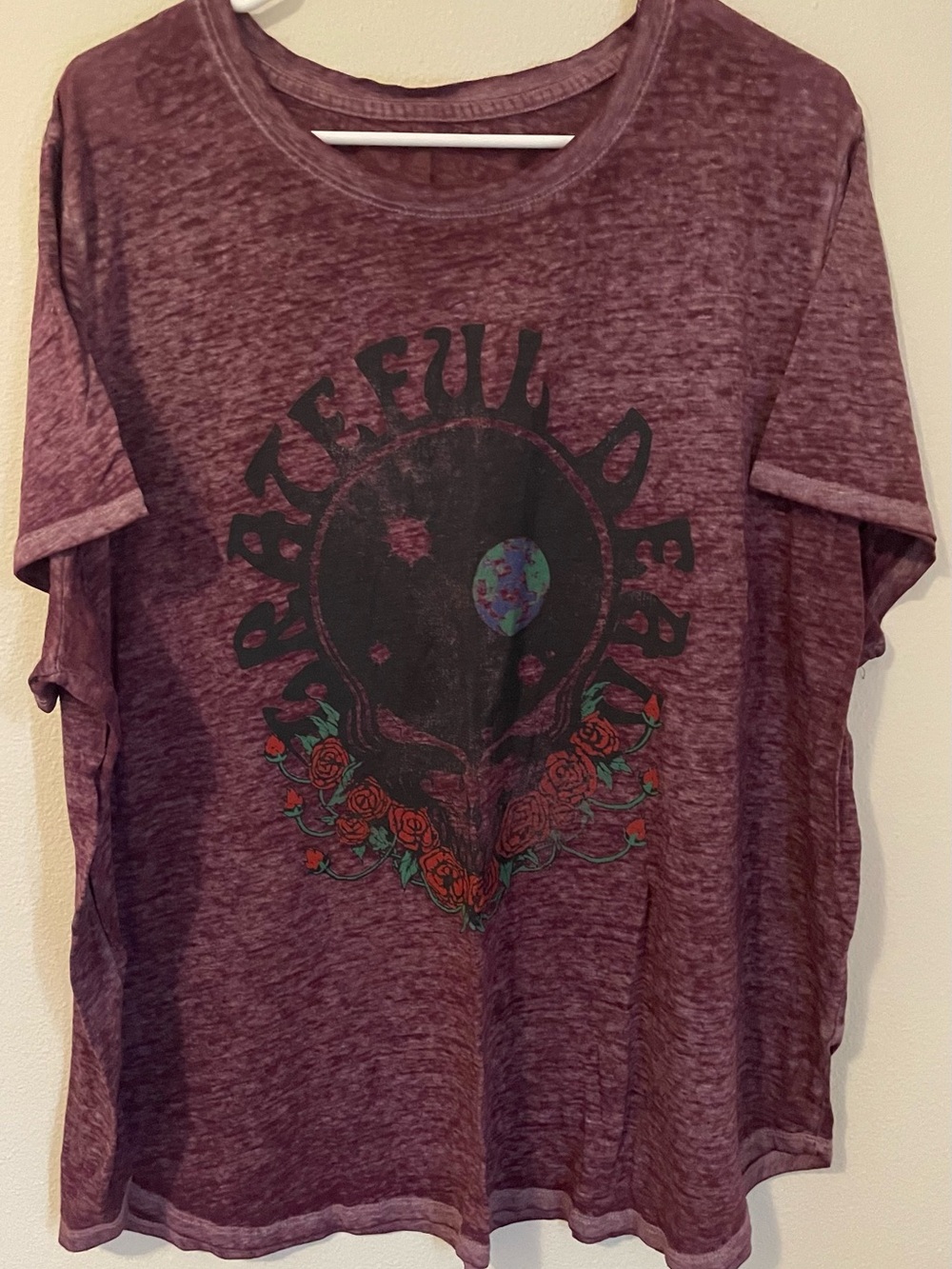 Maroon Graphic Tee Greatful Dead shirt